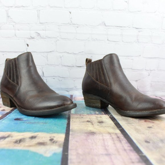 BORN Beebe Pointed Toe Ankle Fashion Boots Sz 7.5 - Picture 2 of 9